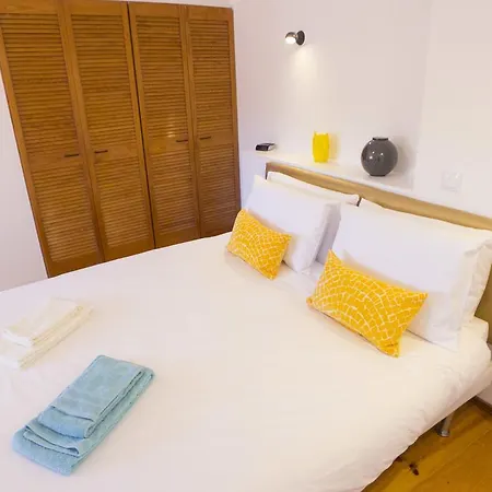 Lv Premier Flores Fl1 * Lissabon